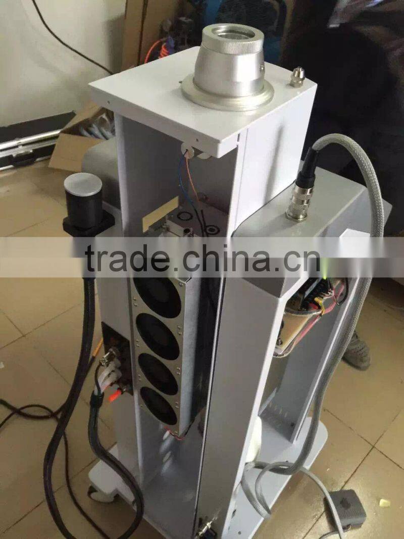 non-invasive laser therapy machine to smooth out fine lines