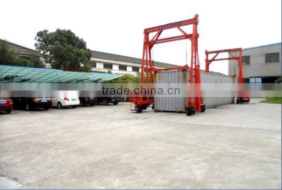 mobile container crane with diesel engine power