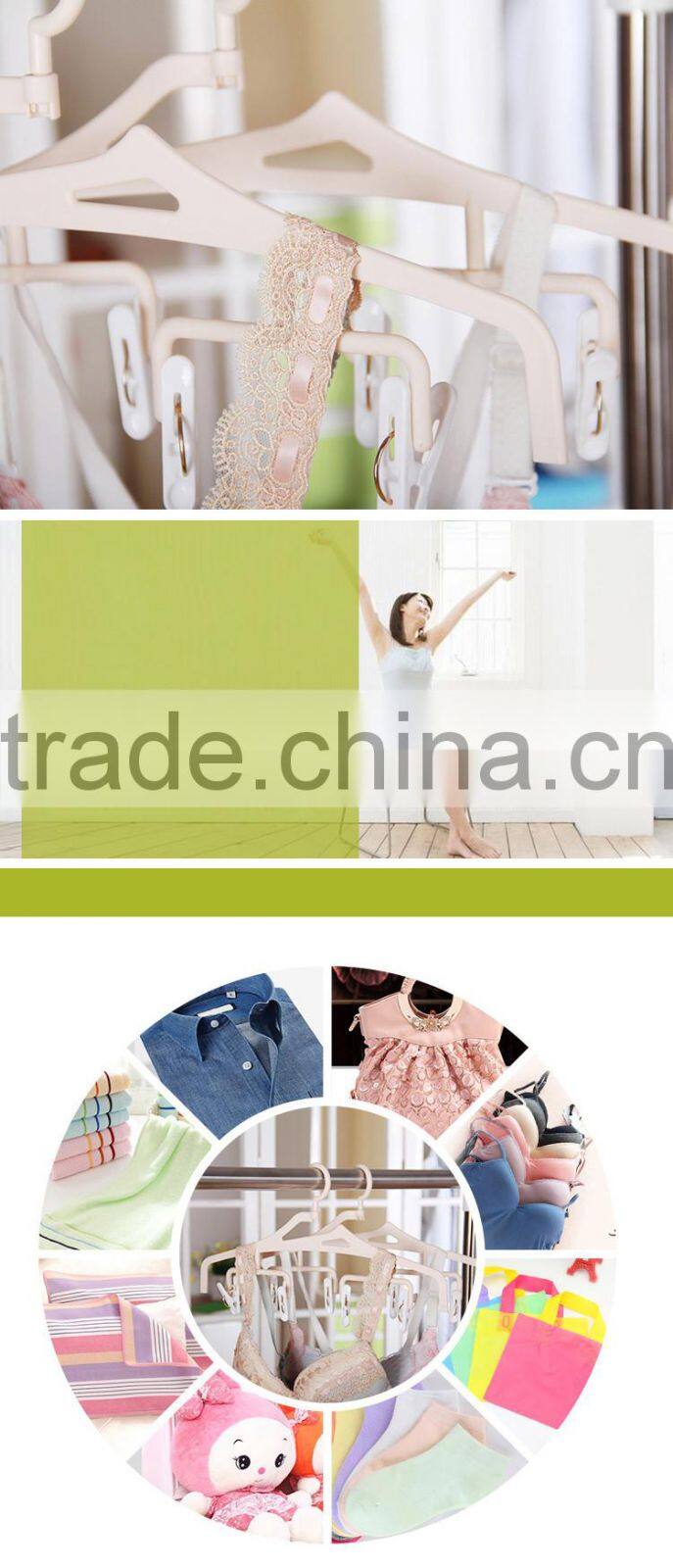 Non slip rotary plastic strong Coat Hangers Clothes With 4 pcs Trouser Metal Clip