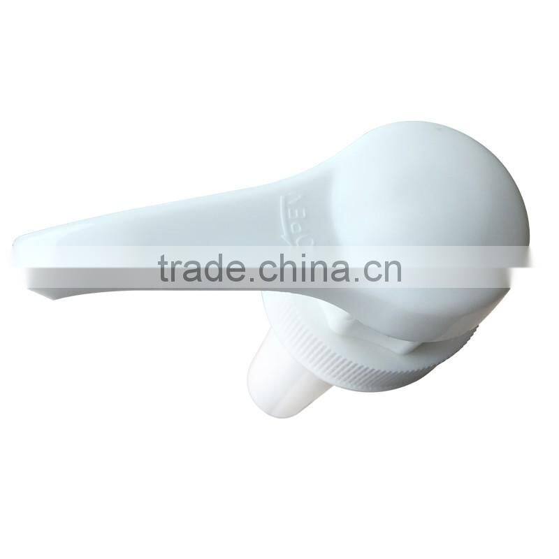 Wholesale 40mm plastic lotion pump with long nozzle