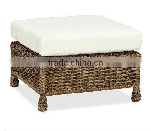 2017 Trade Assurance New Summer Arrival outdoor synthetic round rattan handmade footstool furniture