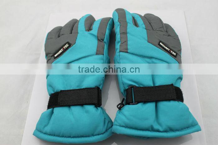 Ski gloves winter sport keep warm riding gloves, comfortable and cheap gloves
