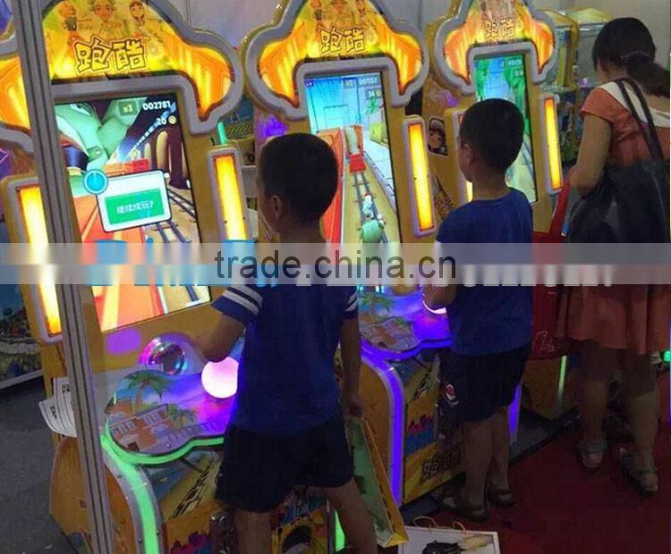 Hottest 2016 new kids subway runing cool coin operated game machine