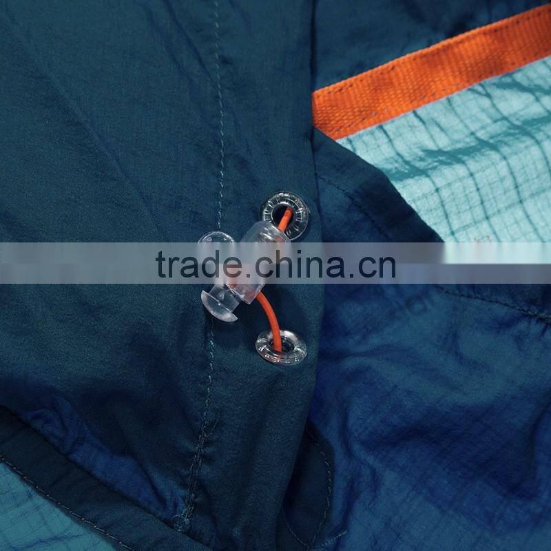Quick Dry Hooded Lightweight Beach Windbreaker with bag