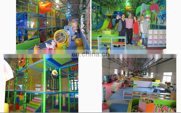 Inflatable bouncer with blower