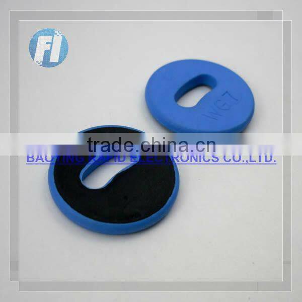 Contactless identification and payment active rfid tag