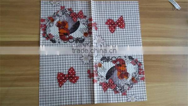 20-Count package of sturdy, 2-ply designer luncheon/dinner serviettes