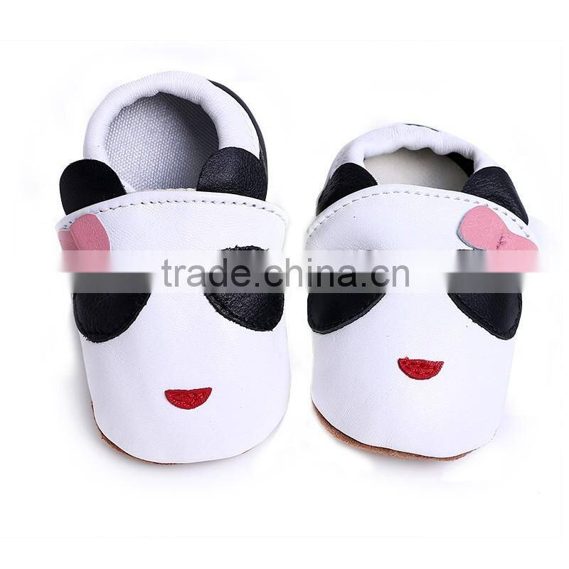 2016 New Fashion Leather Baby Girl Panda Shoes Cheap Cute Baby Crib Shoes