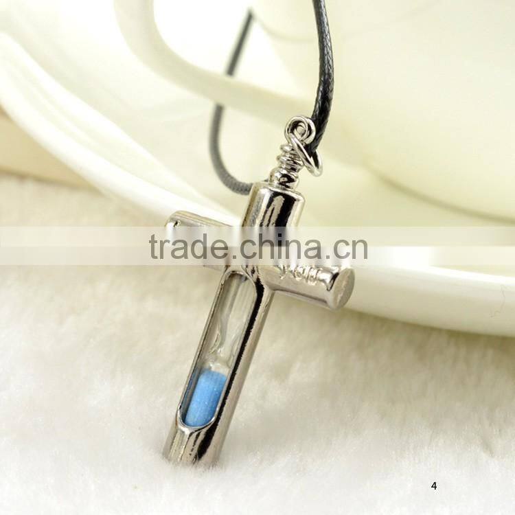 Fashion Jewelry High Quality Metal Hollow Shaped Hourglass Tube Pendant Stainless Steel Necklace