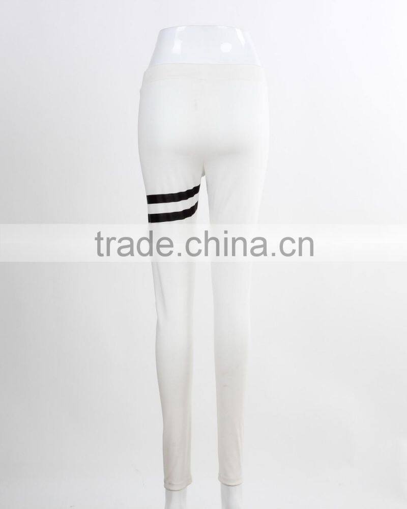 F5W31067 Fashion Letter Print Leggings Women Cream Yoga Gym Leggings
