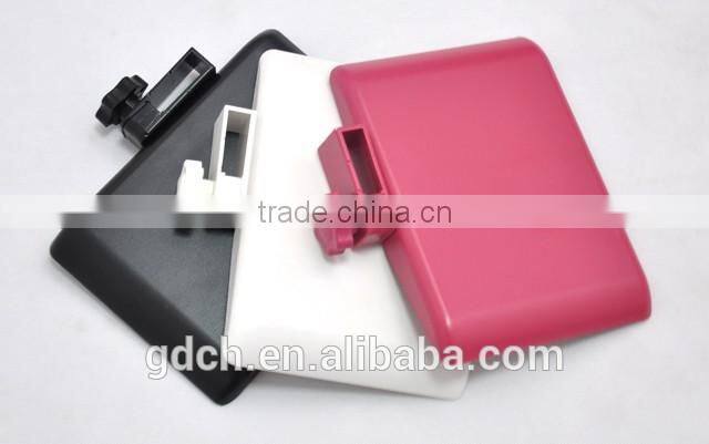 Multi-angle revolve flexibility and height adjustable laptop table