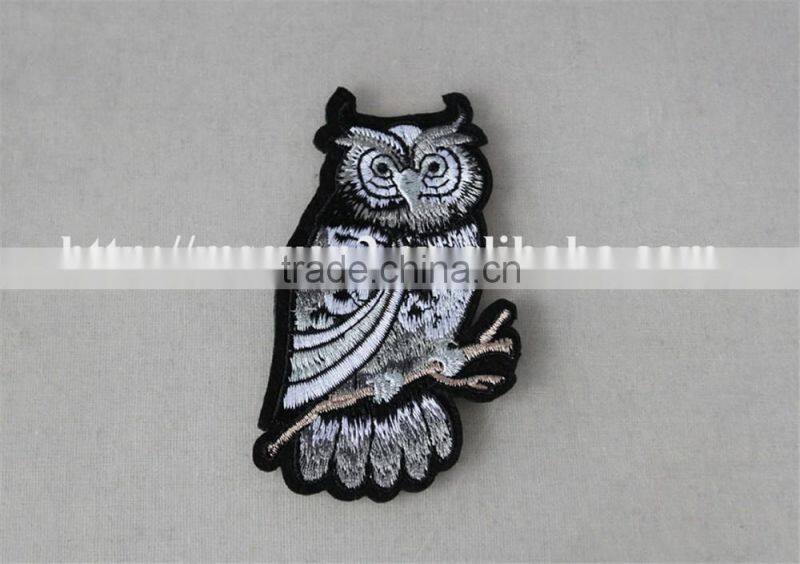 2016 hot selling patches embroidery iron on embroidery owl pattern patch trim
