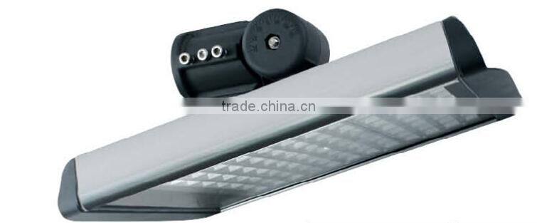 far spotlight arm adgustable 84w led street light