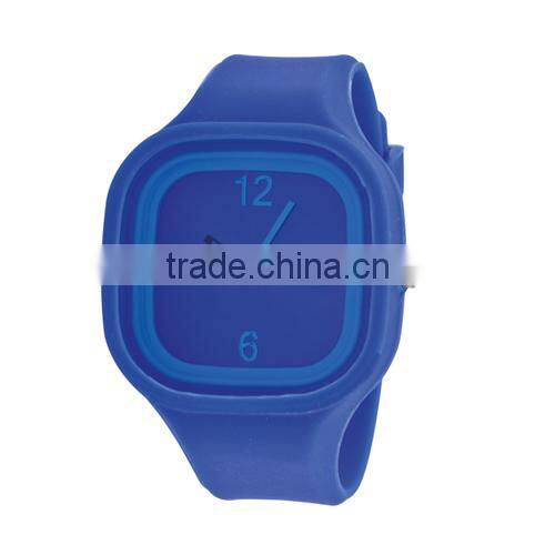 Hot colorful plastic digital watch with silicone strap