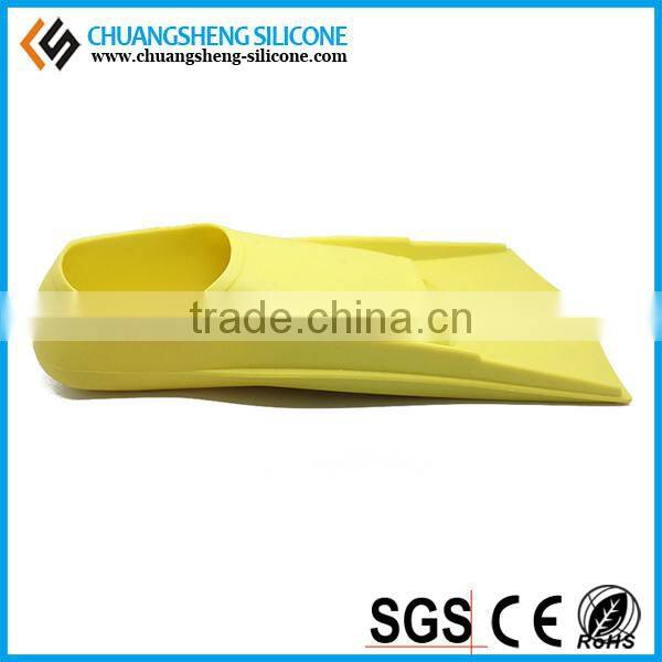 Hotselling yellow silicone mermaid tail swim shoes from China manufacture