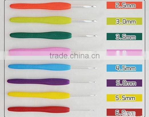 8pcs Colorful Soft Plastic Handle Aluminum Crochet Hooks Knitting Needles Set