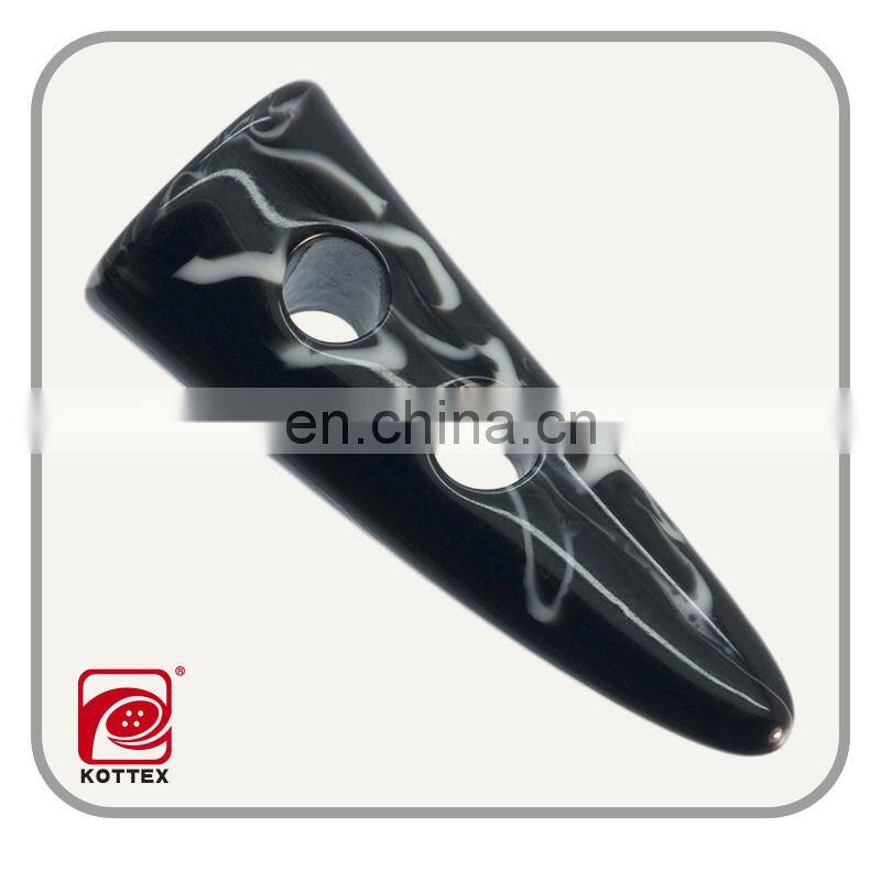 2014 plastic horn button toggle button for garment accessories