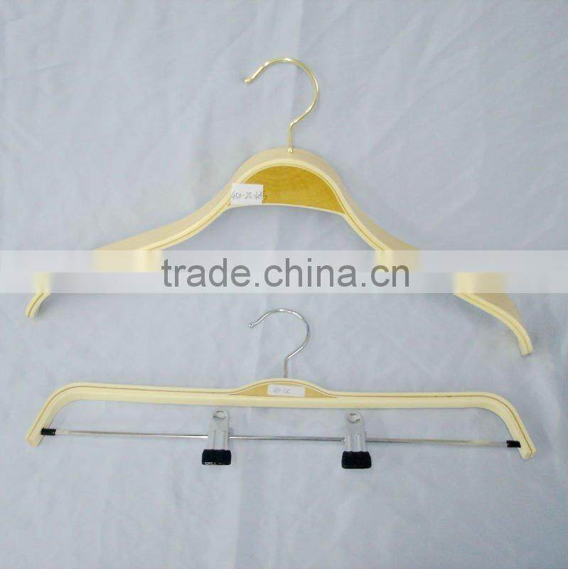 WA55 laminated hanger for clothes