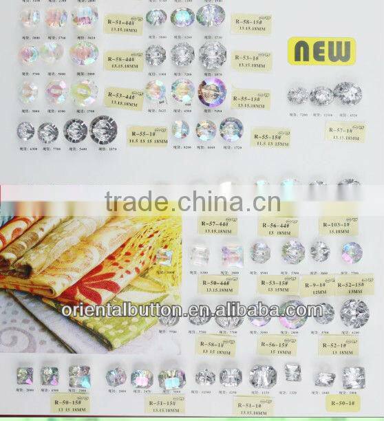 Flat-bottomed heart-shape stone