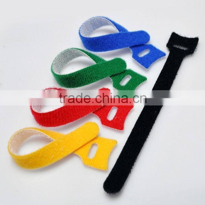 Customize size Strong sticky self-adhesive hook and loop tape