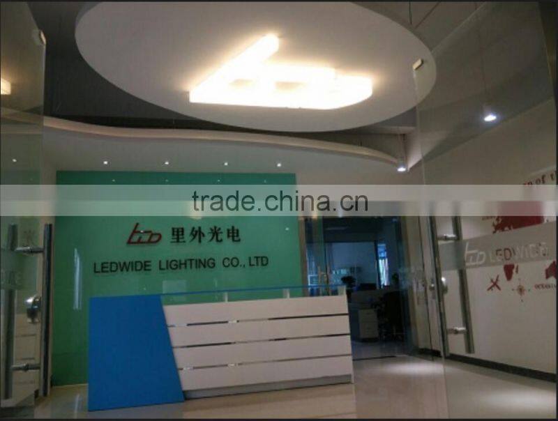 Hot square aluminum profile with round diffuser for led ceiling light