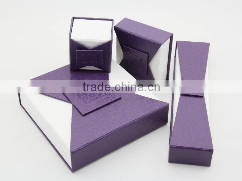 Recycled magnetic closure cardboard gift box(ZJ-80016-1)