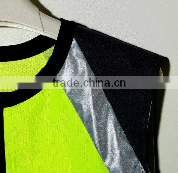 Green reflectitive material workwear