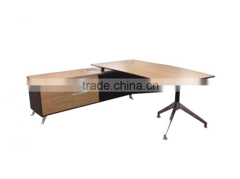 High Quality and Practical Design 4 Seater Office Workstation Office Table