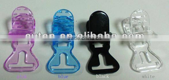 Colorful small plastic clothes clips