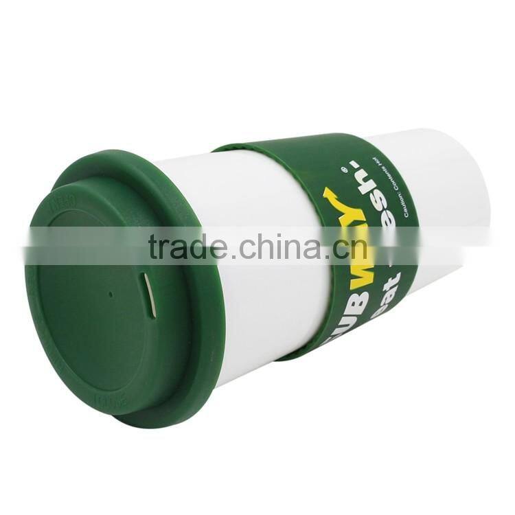 480ml White Plastic Cup With Green Cap And Green Silicone Rim, Wholesale Plastic Disposable Coffee Cups with Lid