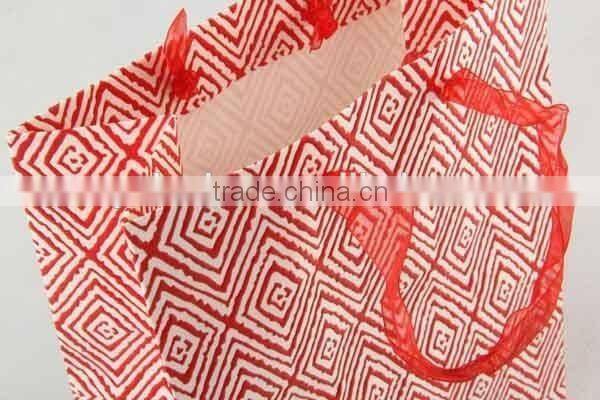 Colorful Shopping Paper Bag Through Foaming Process/Printed Foldable Gift Bag