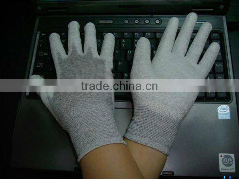 ESD glove with pu coated in the palm