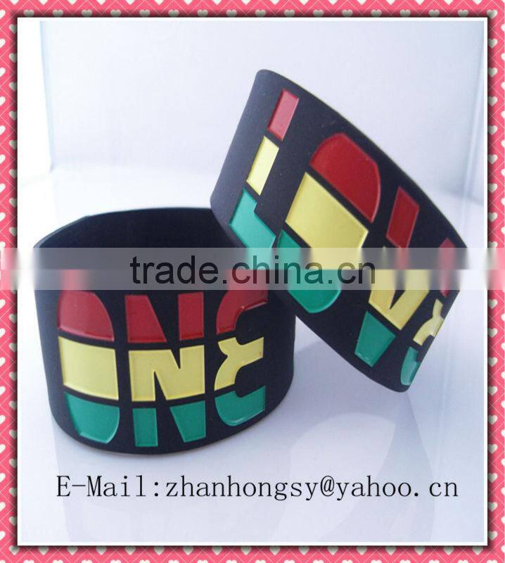 live strong silicone bracelet