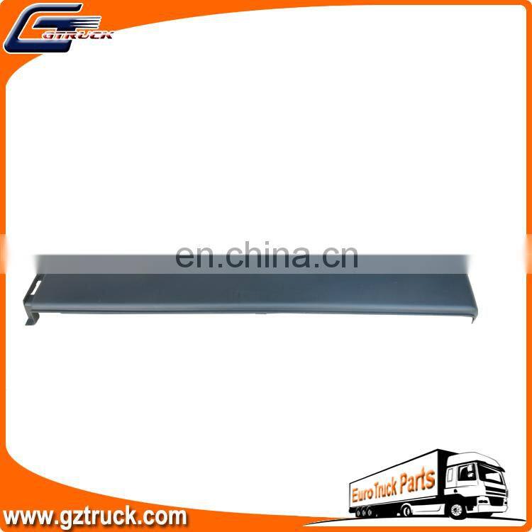 Plastic Right Strip Oem 9438800436 for MB Actros Truck Body Parts