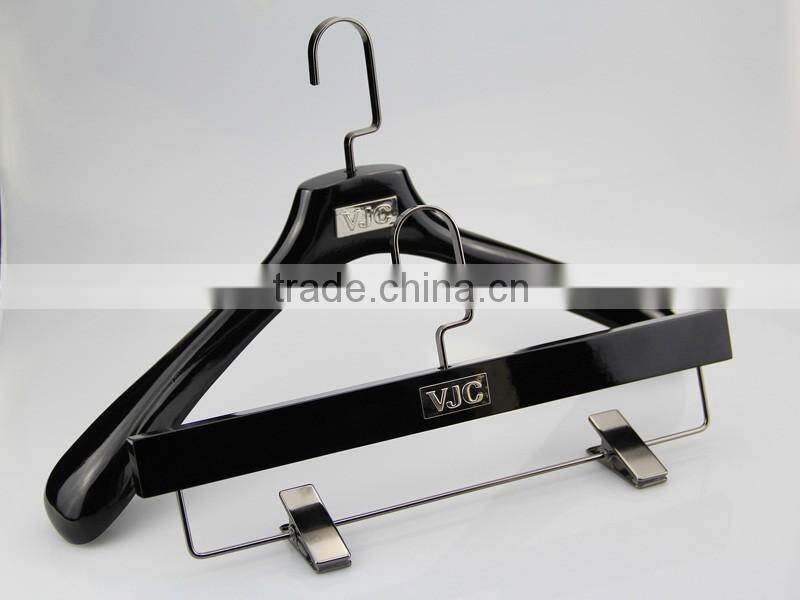 black matched wooden hanger for luxury clothes