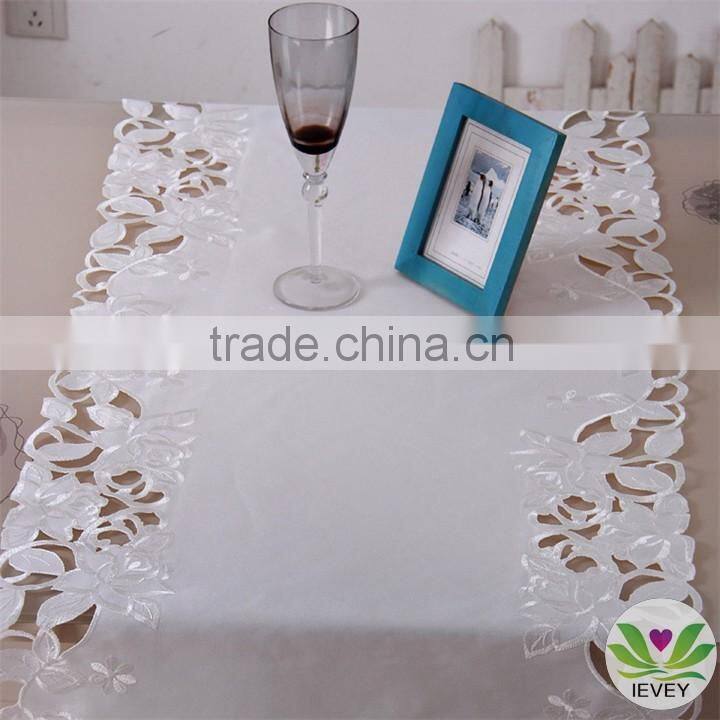 home textile satin embroidery design tablecloth wholesale tablecloth christmas embroidered tablecloth