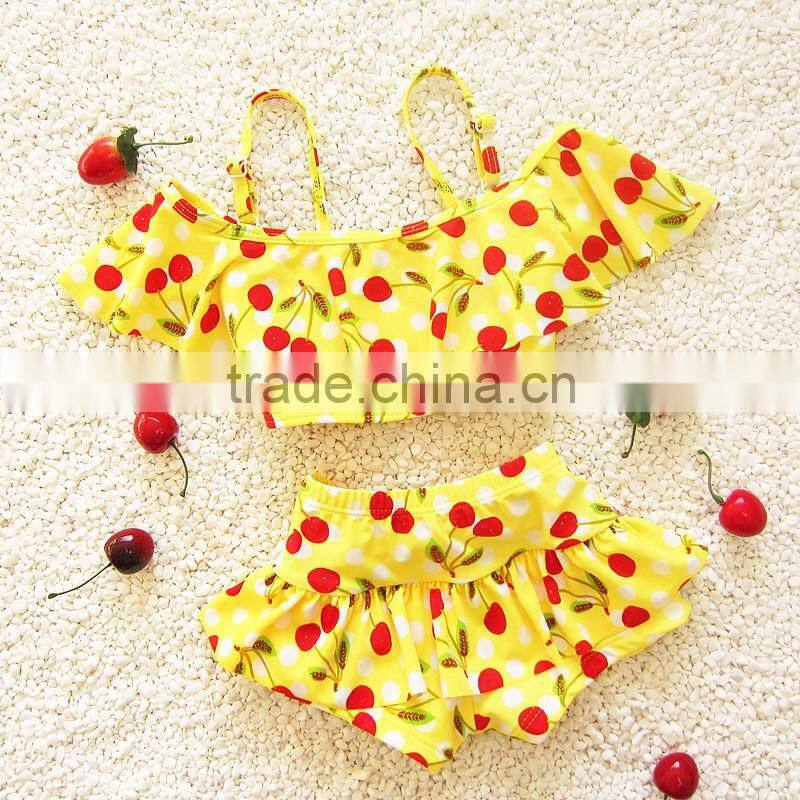 2016 Summer hot sale breathable swomwear baby girl cherry bikini lovely girl beachwear