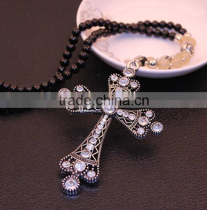 2016 New European Decorative Openwork Cross Female Vintage Long Beaded Necklace