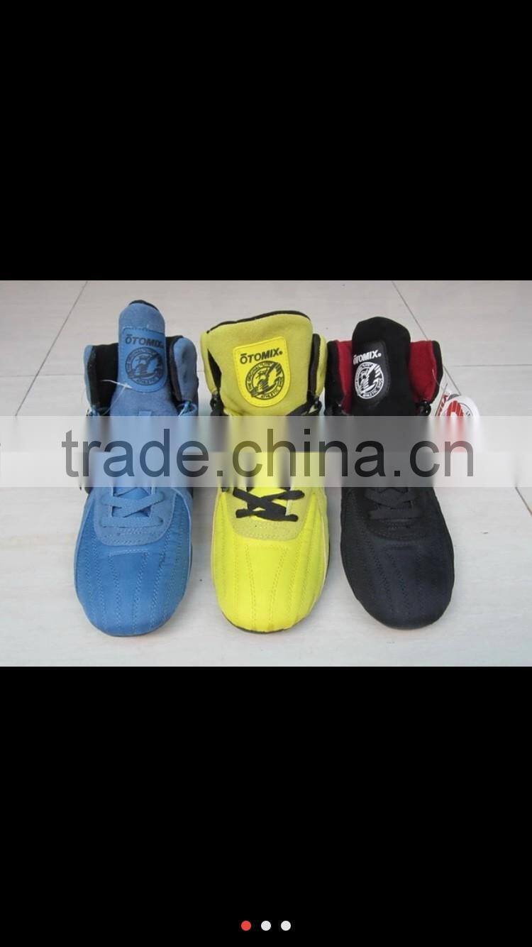 Hight top men gym shoes