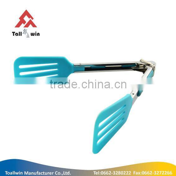 hot-selling plastic egg slicer