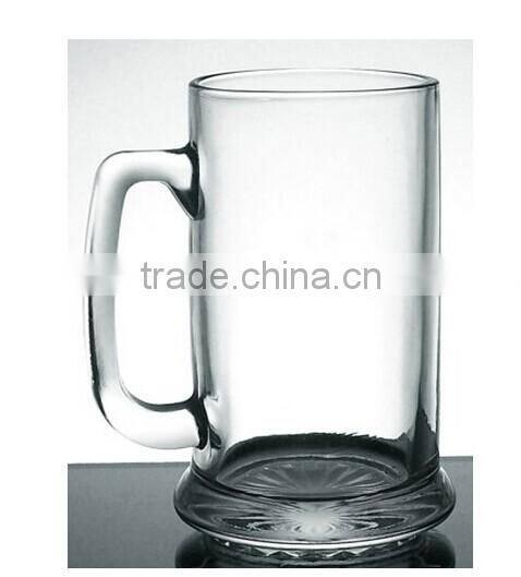 transparent glass beer mug stein