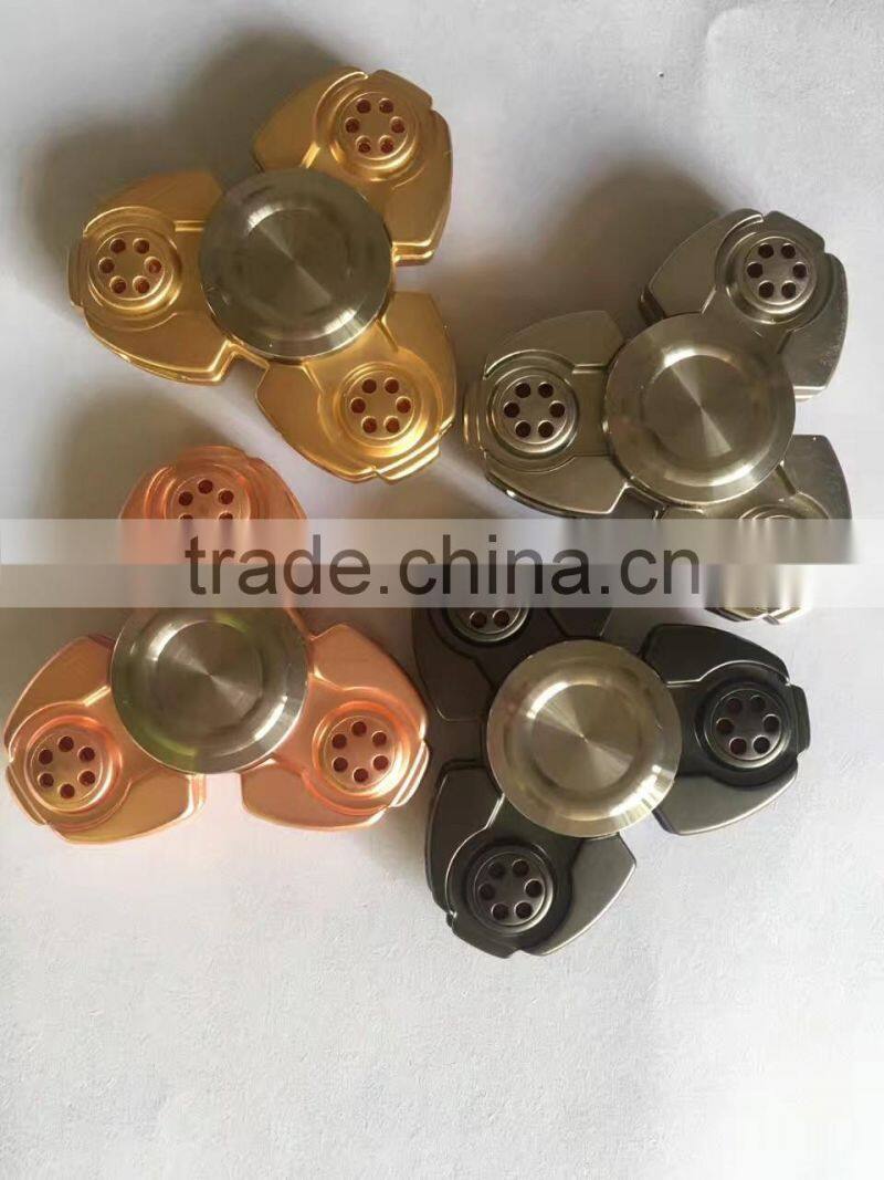 Hot sale in USA new design Desk Toys fidget toy light spinner toy manufacturer supplier