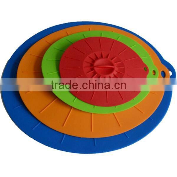 2015 LFGB Approved Top Quality silicone pet food can cover