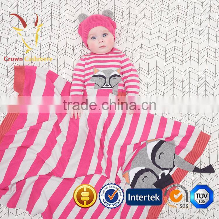 Super Soft Luxury Knitted Cashmere Throw Blanket with Fox Pattern