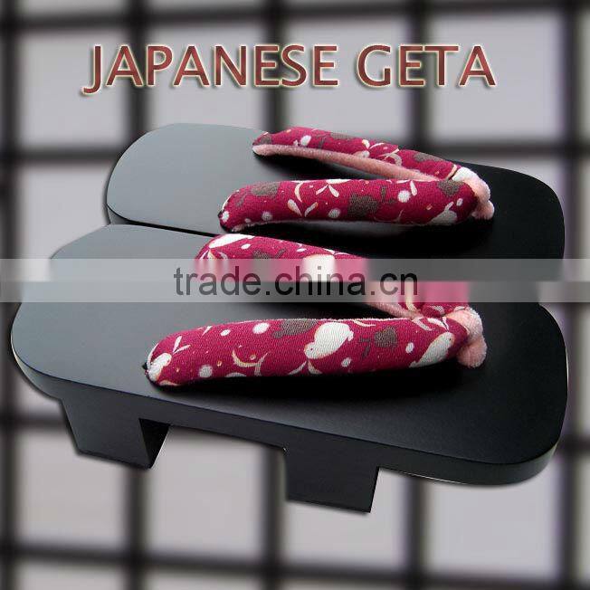 Traditional Lacquered Geta Sandals