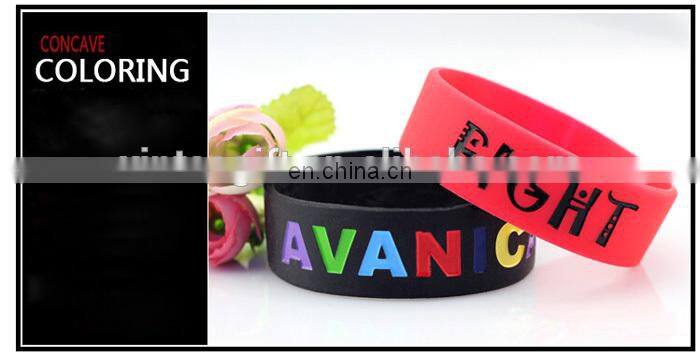 Custom fitness sports silicone bracelet with text and logo