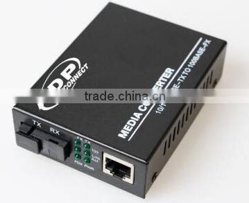 factory price with hard quality single mode fiber media converter