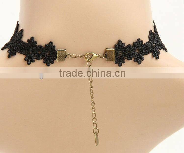 2013 vintage flower necklace