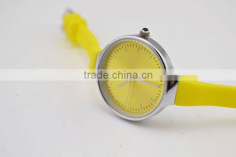 Fashion slim strap ladies silicone watch for small wrists