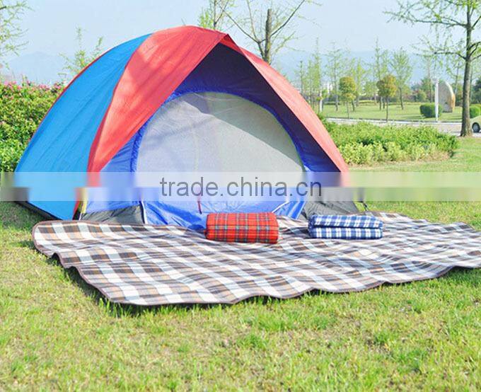 2015 Hot Colorful Dampproof Baby Crawling Pad Camping Too Outdoor Folding Padded Beach Picnic Mat